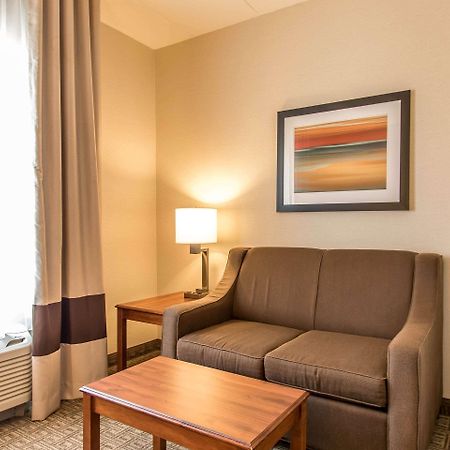 Comfort Suites Ричмонд Экстерьер фото