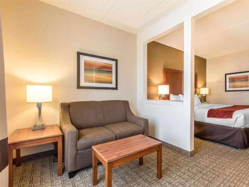 Comfort Suites Ричмонд Экстерьер фото