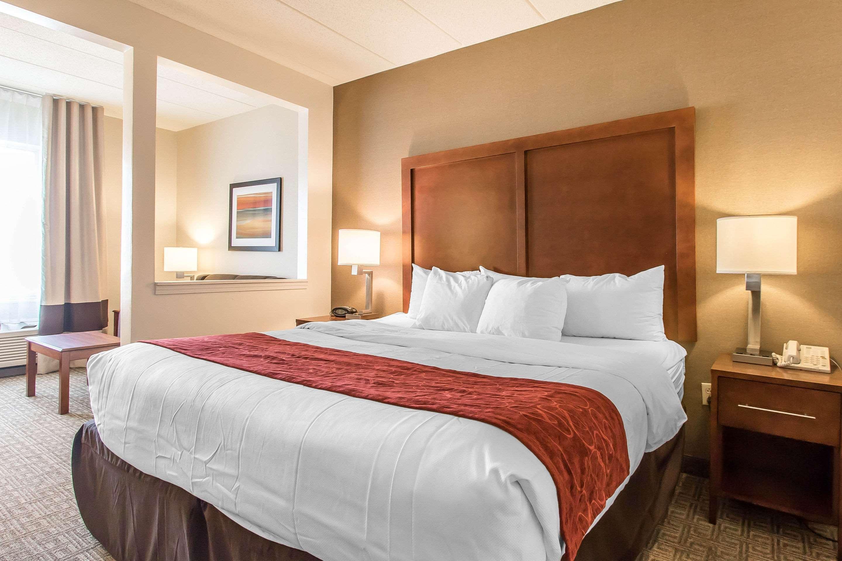 Comfort Suites Ричмонд Экстерьер фото