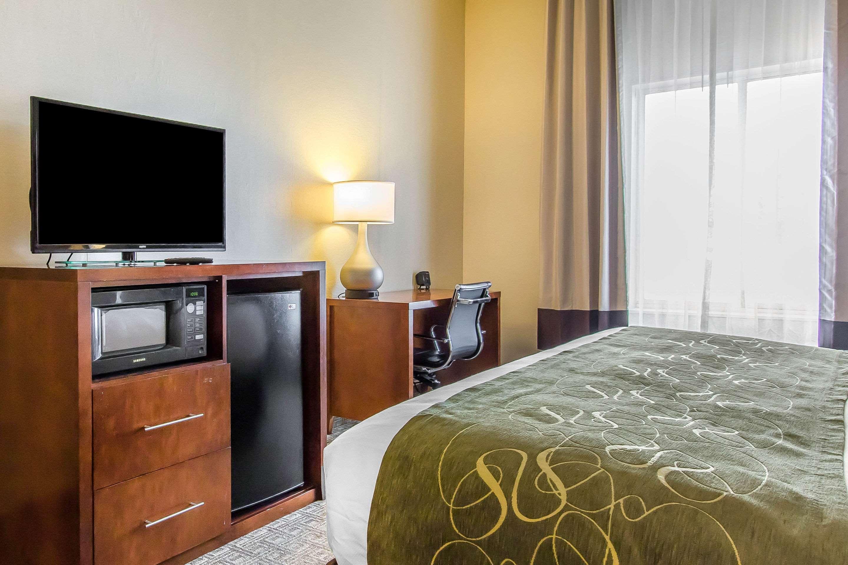 Comfort Suites Ричмонд Экстерьер фото